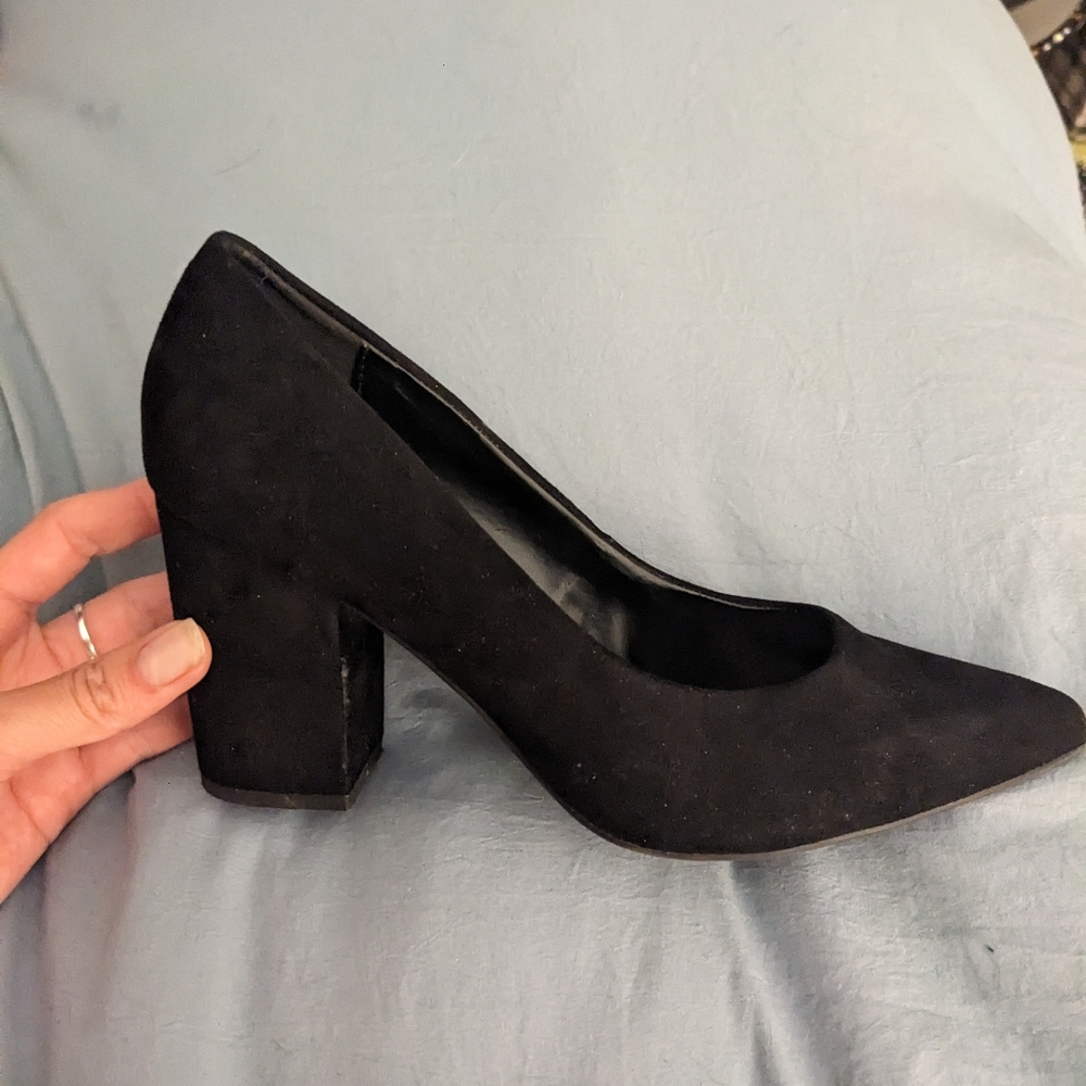 Black Suede Pumps 7.5